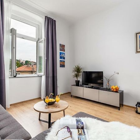 Apartman DeArk Apartment Rijeka Bagian luar foto