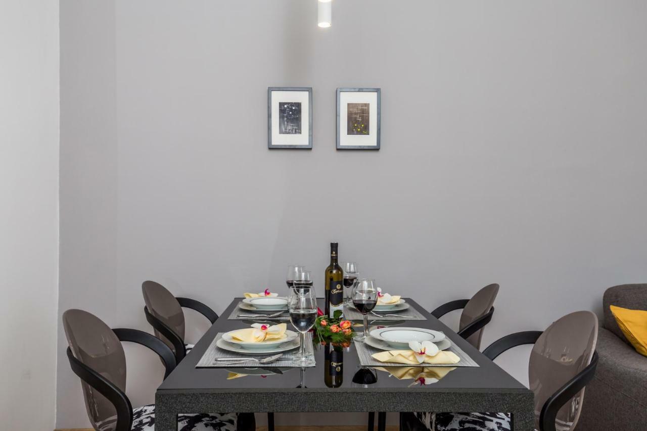 Apartman DeArk Apartment Rijeka Bagian luar foto